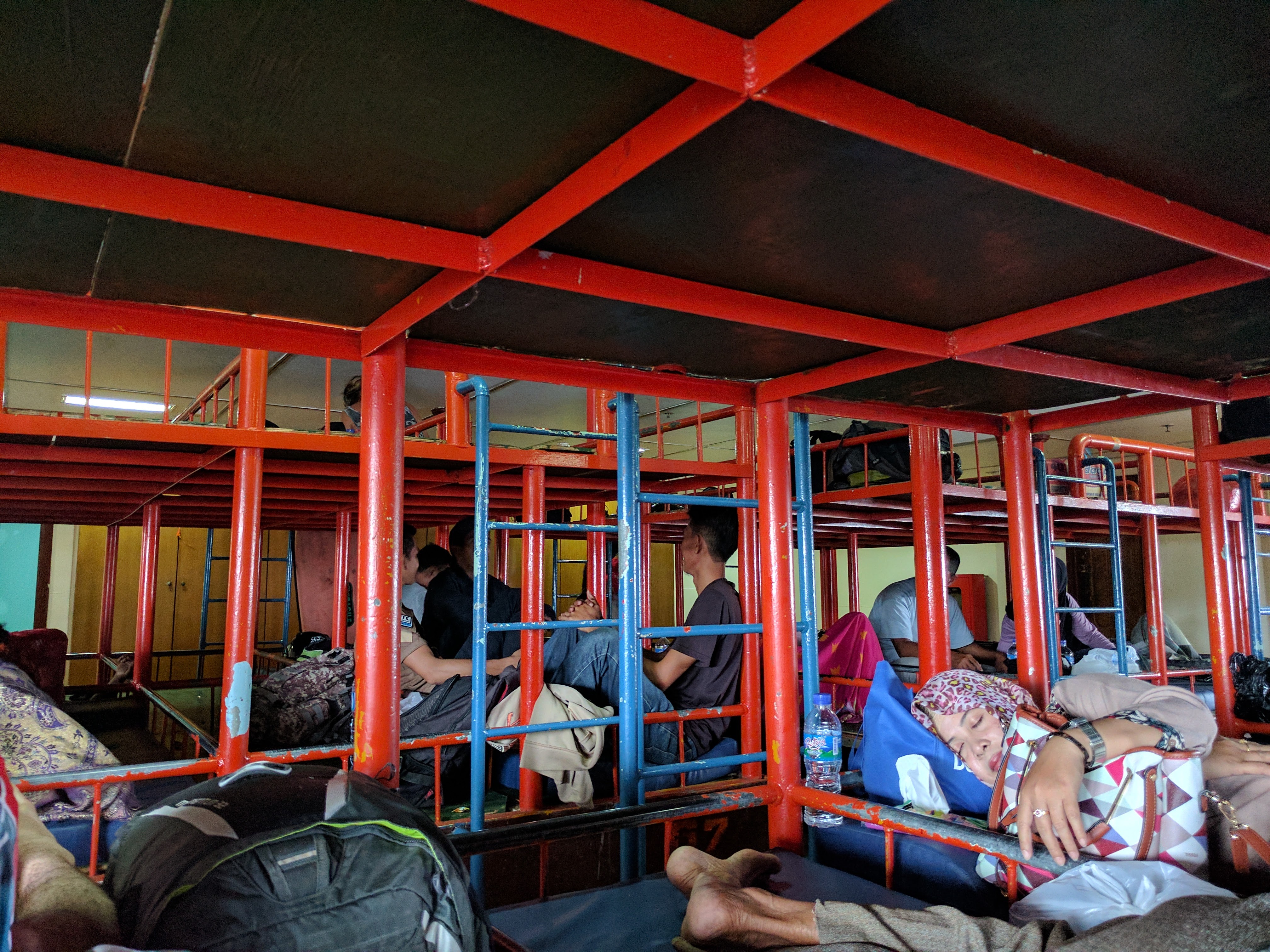 Ferry beds Labuan Bajo